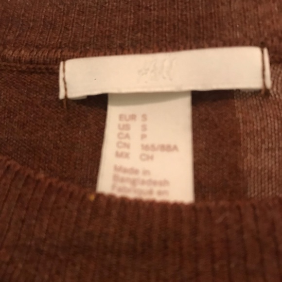 H&M High/Low Sweater, Small - Picture 2 of 4